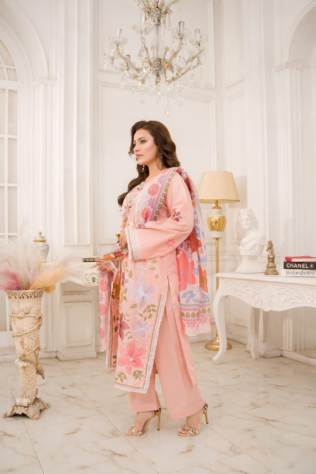 Gulrukh  LG-1013